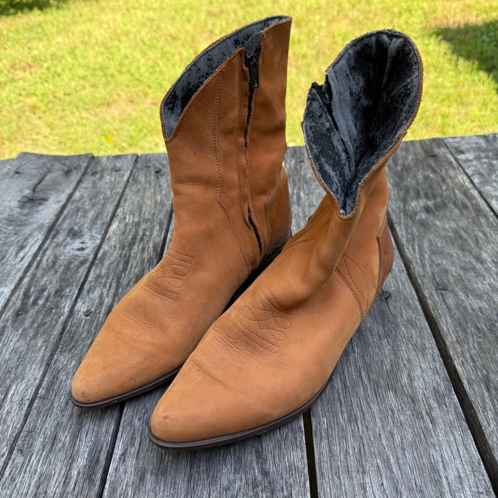 Dingo Vintage Tan Leather Western Ankle Boots Croc Embossed Heel Womens 8M